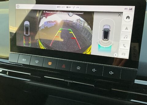 MG MG4 EV 64kWh TROPHY 26