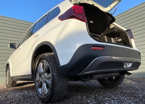 Suzuki Vitara SZ-T BOOSTERJET ALLGRIP MHEV 21