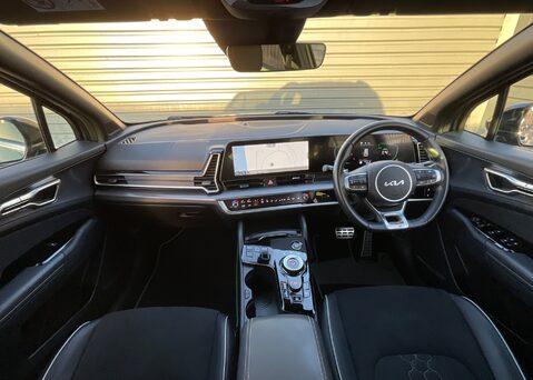 Kia Sportage 1.6 T-GDi GT-Line PHEV 12