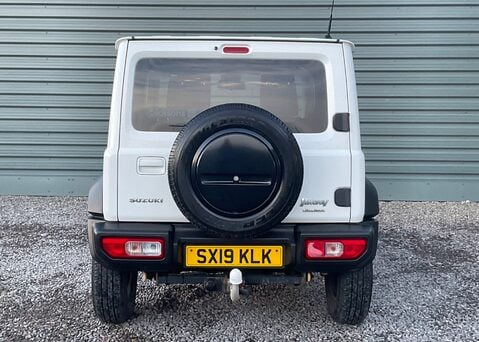 Suzuki Jimny SZ5 11
