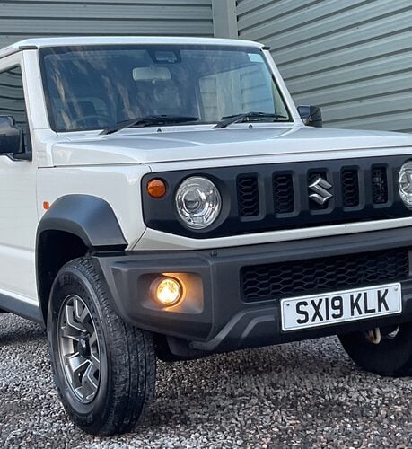 Suzuki Jimny SZ5