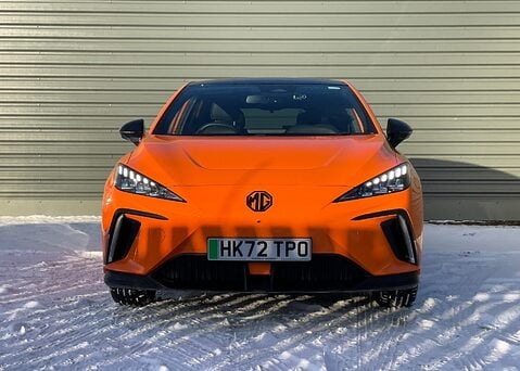 MG MG4 EV 64kWh TROPHY 6