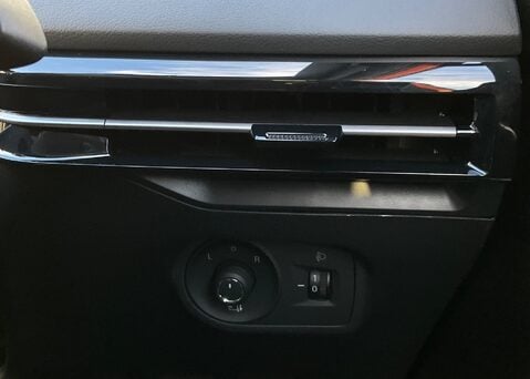 MG MG4 EV 64kWh TROPHY 20