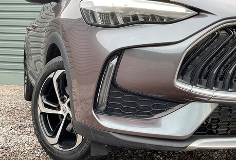 MG HS 1.5 T-GDI TROPHY DCT