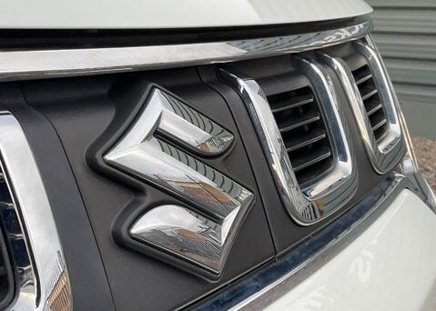 Suzuki Ignis SZ5 DUALJET ALLGRIP MHEV 4