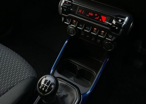 Suzuki Ignis SZ5 DUALJET ALLGRIP MHEV 25