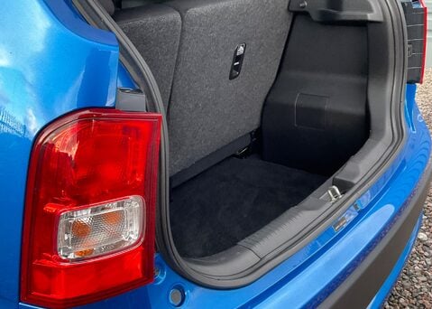 Suzuki Ignis SZ-T DUALJET 18