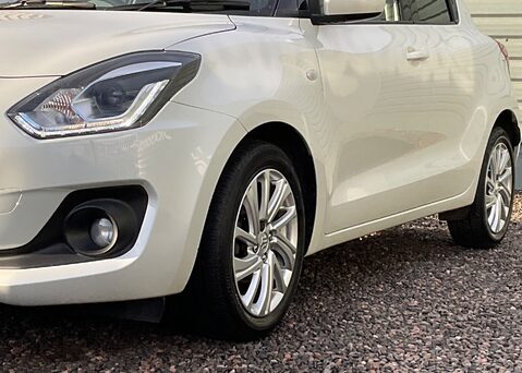 Suzuki Swift SZ-T DUALJET MHEV 5