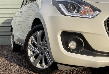 Suzuki Swift SZ-T DUALJET MHEV