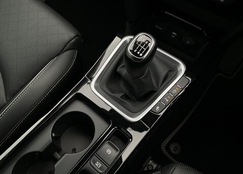 Kia Xceed 1.5 T-GDi ISG 4 ​ 22