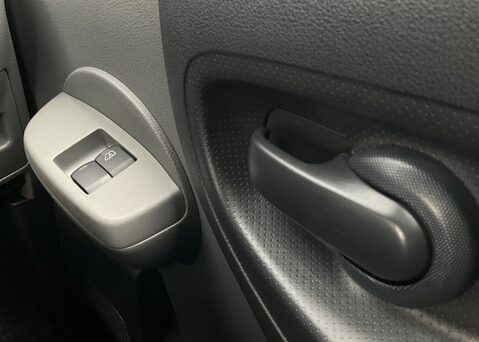 Nissan NV200 E ACENTA COMBI 26