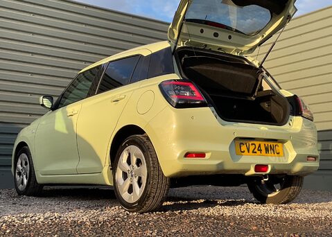 Suzuki Swift MOTION 20