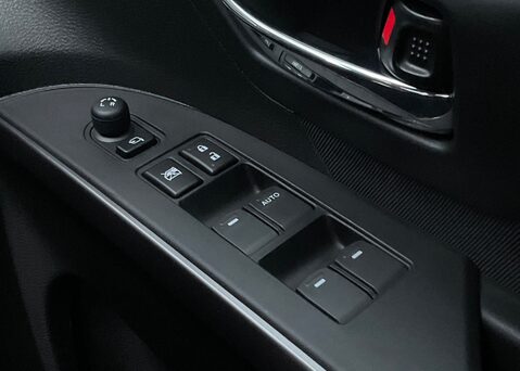 Suzuki S-Cross MOTION 18