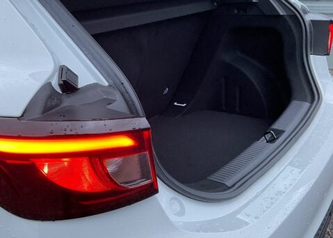 MG MG3 1.5 HYBRID+ TROPHY 10