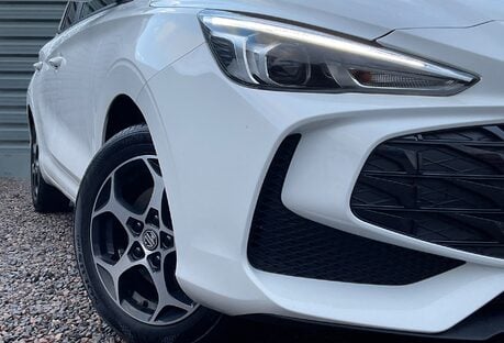 MG MG3 1.5 HYBRID+ TROPHY