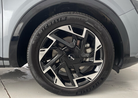 Kia Sportage 1.6 T-GDi GT-Line DCT 48v 17