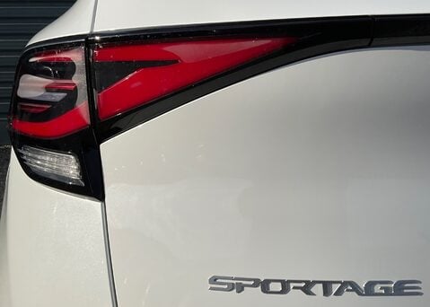 Kia Sportage 1.6 T-GDi GT-Line DCT 48v  19