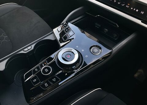 Kia Sportage 1.6 T-GDi GT-Line DCT 48v  25