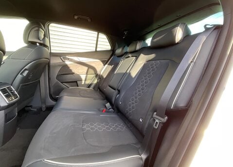 Kia Sportage 1.6 T-GDi GT-Line DCT 48v  14