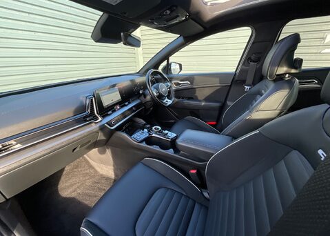 Kia Sportage 1.6 T-GDi GT-Line 'S' AWD HEV 11