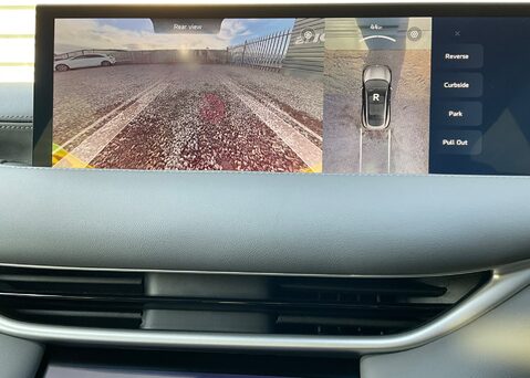 MG IM6 100 kWh LAUNCH EDITION AWD 25