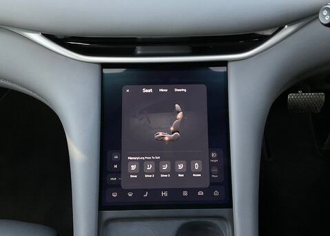 MG IM6 100 kWh LAUNCH EDITION AWD 24