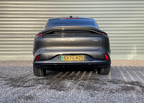 MG IM6 100 kWh LAUNCH EDITION AWD 7