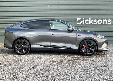 MG IM6 100 kWh LAUNCH EDITION AWD 8