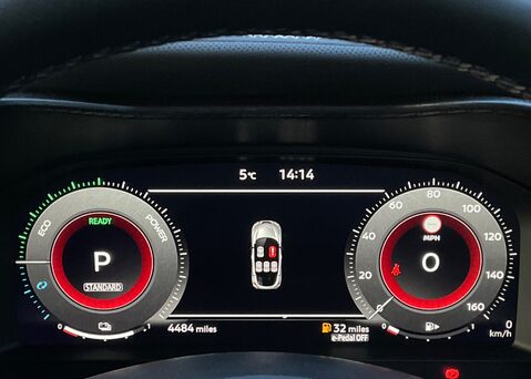 Nissan Juke TEKNA 25