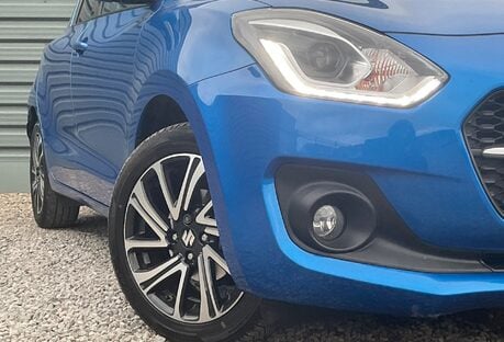 Suzuki Swift SZ5 DUALJET MHEV