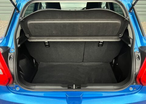 Suzuki Swift SZ5 DUALJET MHEV 17