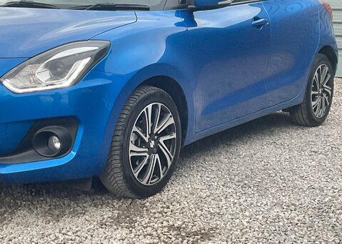 Suzuki Swift SZ5 DUALJET MHEV 5