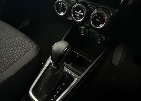 Suzuki Swift SZ5 DUALJET MHEV 25