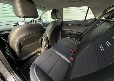 Kia Stonic 1.0 T-GDi GT-Line 'S' 48v 14