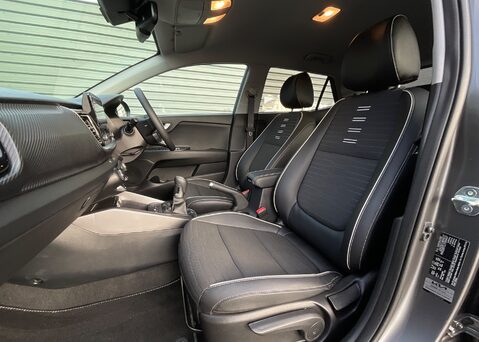 Kia Stonic 1.0 T-GDi GT-Line 'S' 48v 16