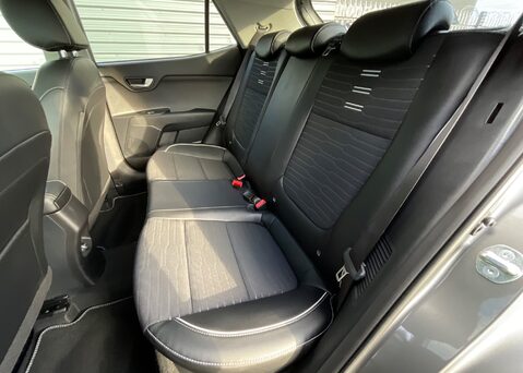 Kia Stonic 1.0 T-GDi GT-Line 'S' 48v 13