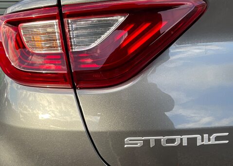 Kia Stonic 1.0 T-GDi GT-Line 'S' 48v 12