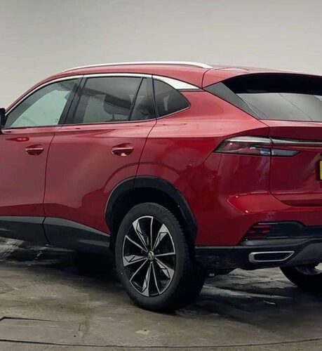 MG HS 1.5 T-GDI TROPHY