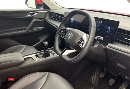 MG HS 1.5 T-GDI TROPHY