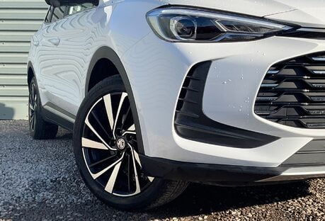 MG ZS 1.5 HYBRID+ TROPHY