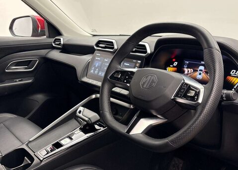 MG ZS 1.5 HYBRID+ TROPHY 2