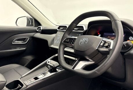 MG ZS 1.5 HYBRID+ TROPHY