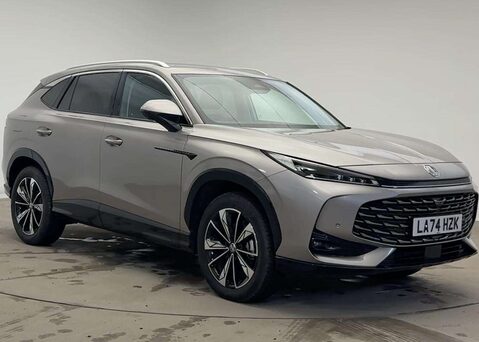 MG HS 1.5 T-GDI TROPHY 1