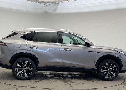 MG HS 1.5 T-GDI TROPHY 3