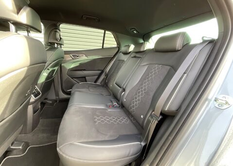 Kia Sportage 1.6 T-GDi GT-Line DCT 48v 13