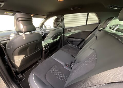 Kia Sportage 1.6 T-GDi GT-Line DCT 48v 14