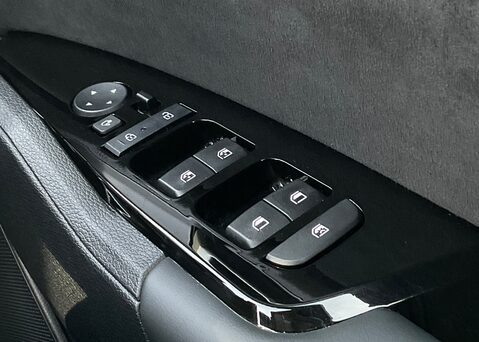 Kia Sportage 1.6 T-GDi GT-Line DCT 48v 23