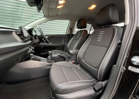 Kia Rio GT-LINE S MHEV 9