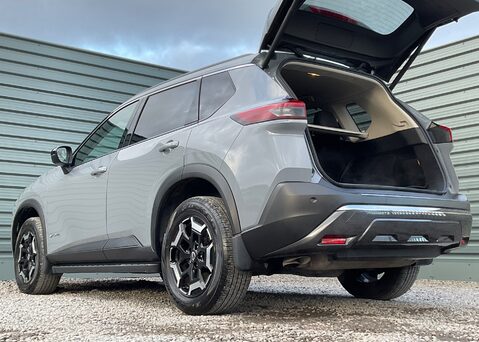 Nissan X-Trail E-4ORCE N-TREK 19