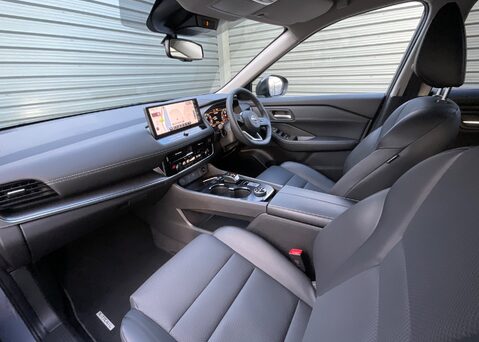 Nissan X-Trail E-4ORCE N-TREK 11